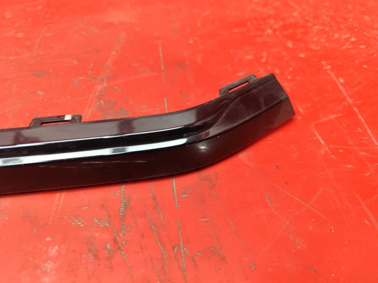 Накладка на решетку радиатора