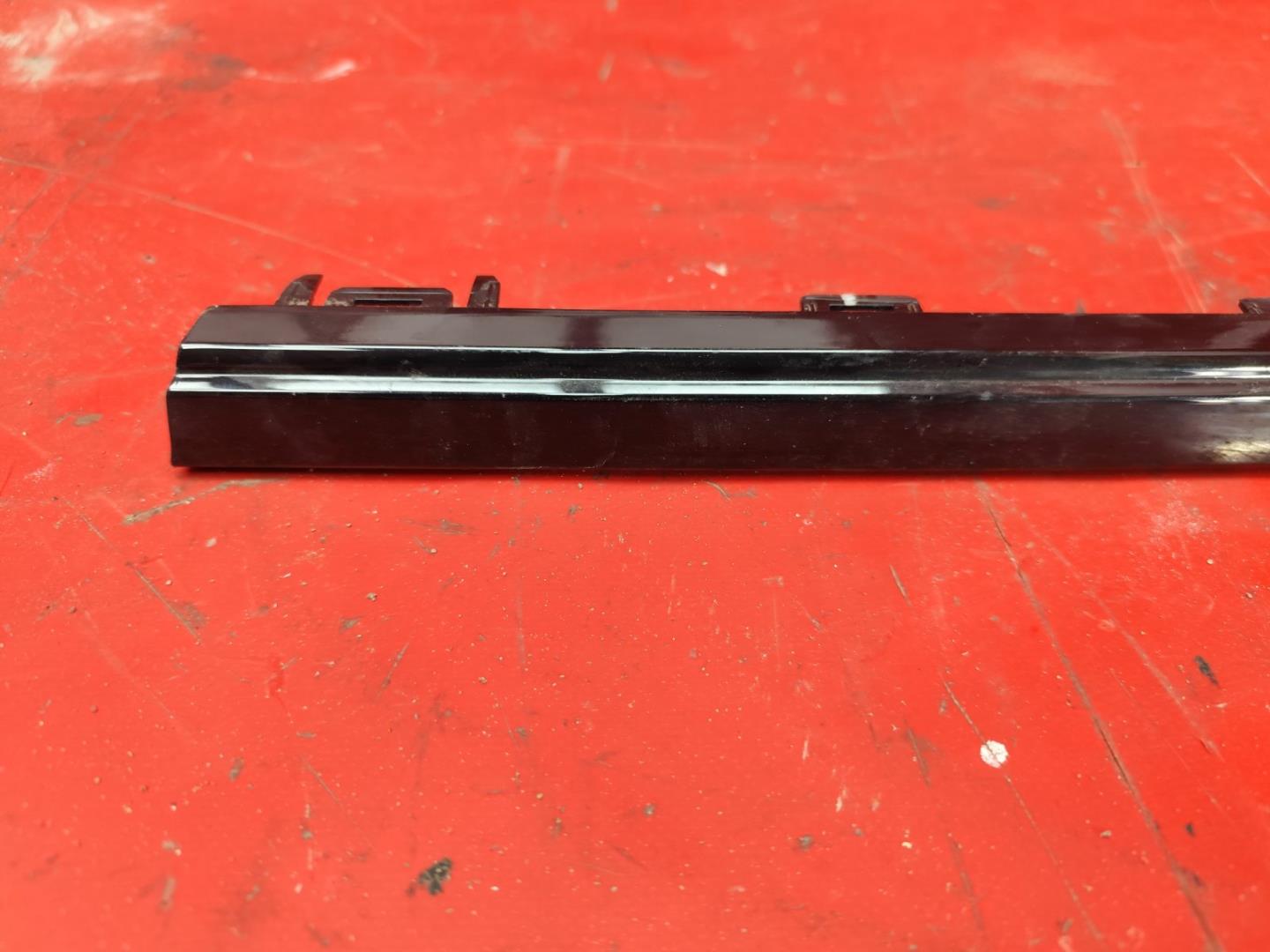 Накладка на решетку радиатора