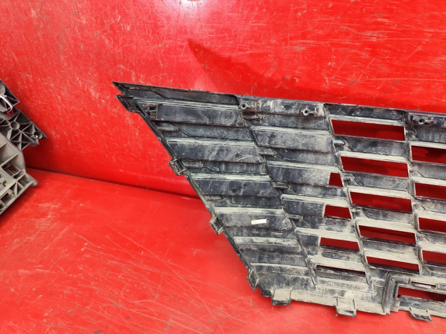 Решетка радиатора