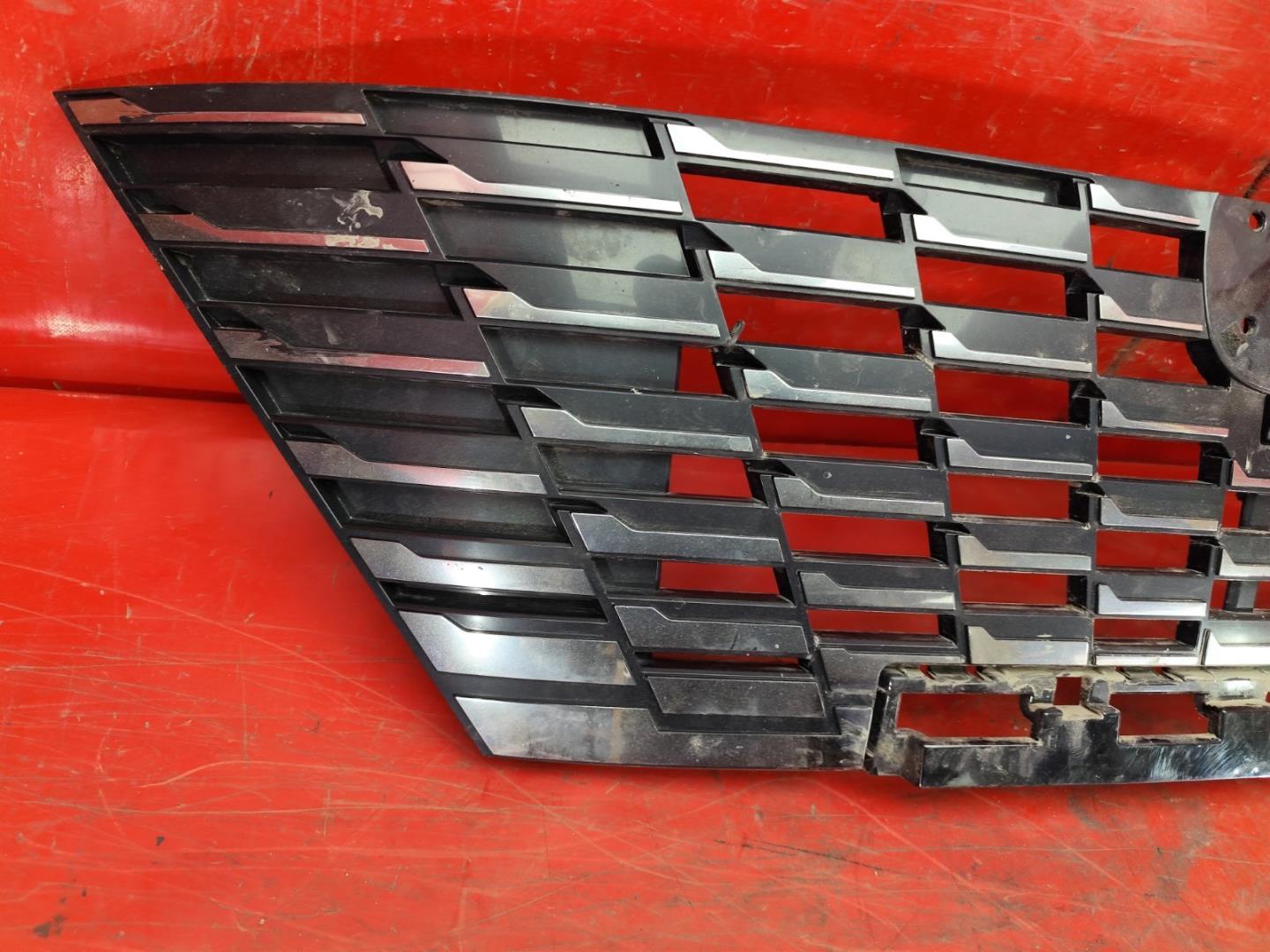 Решетка радиатора