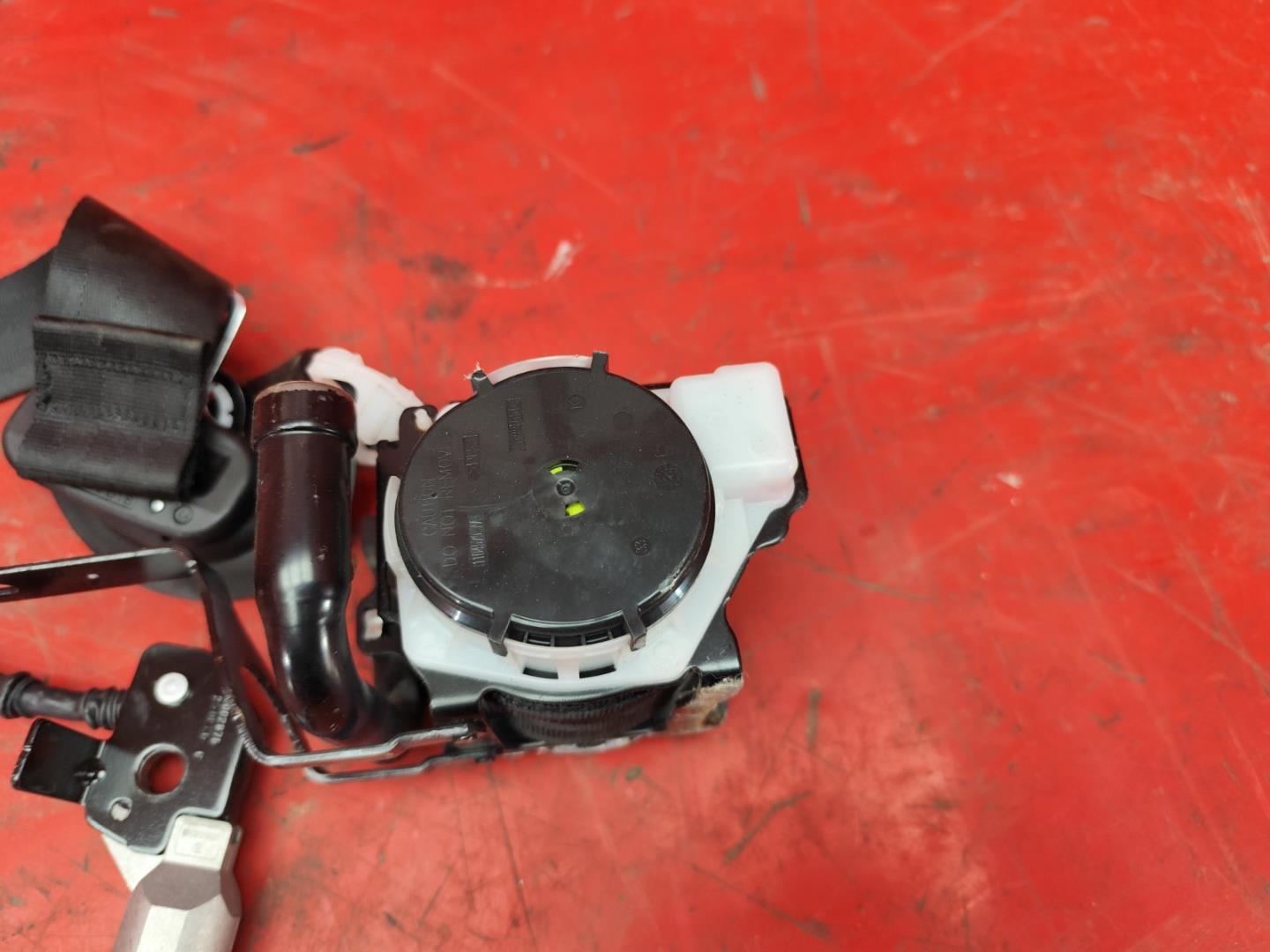 Ремень безопасности