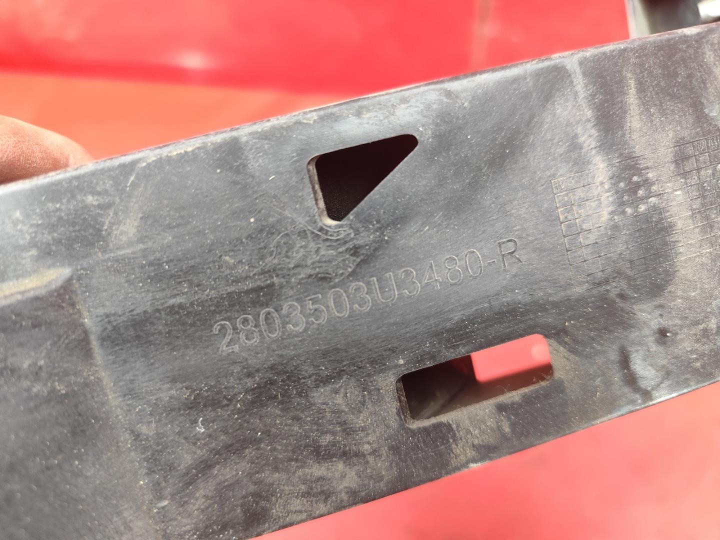 Кронштейн крепления фары