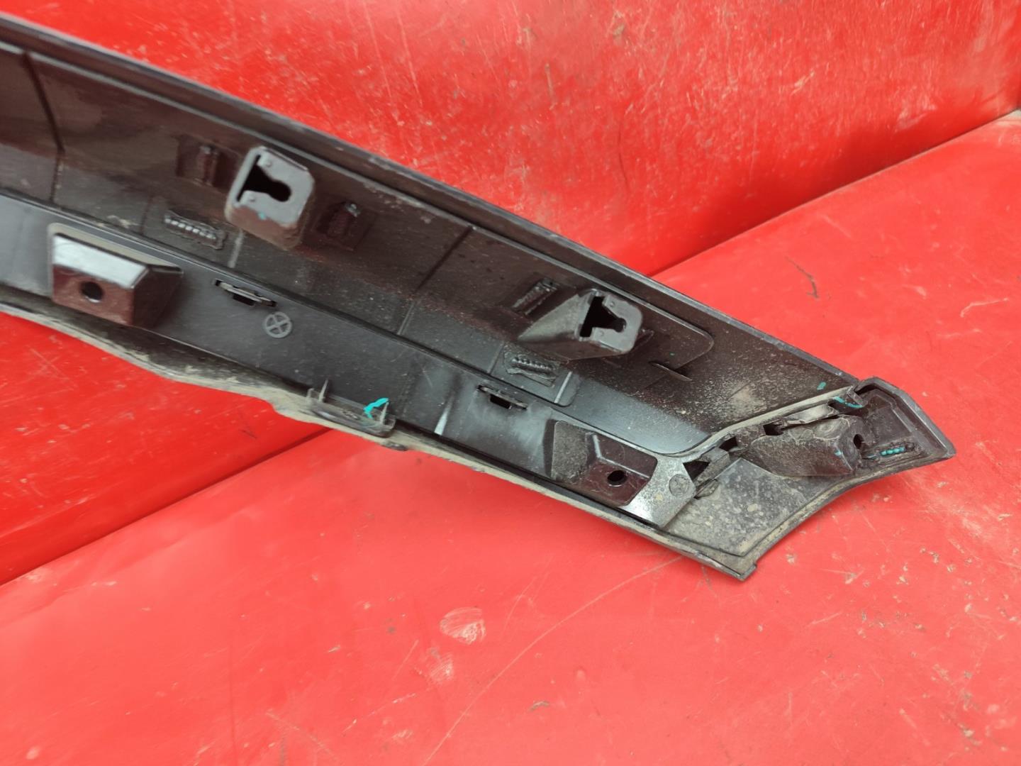 Накладка на крыло