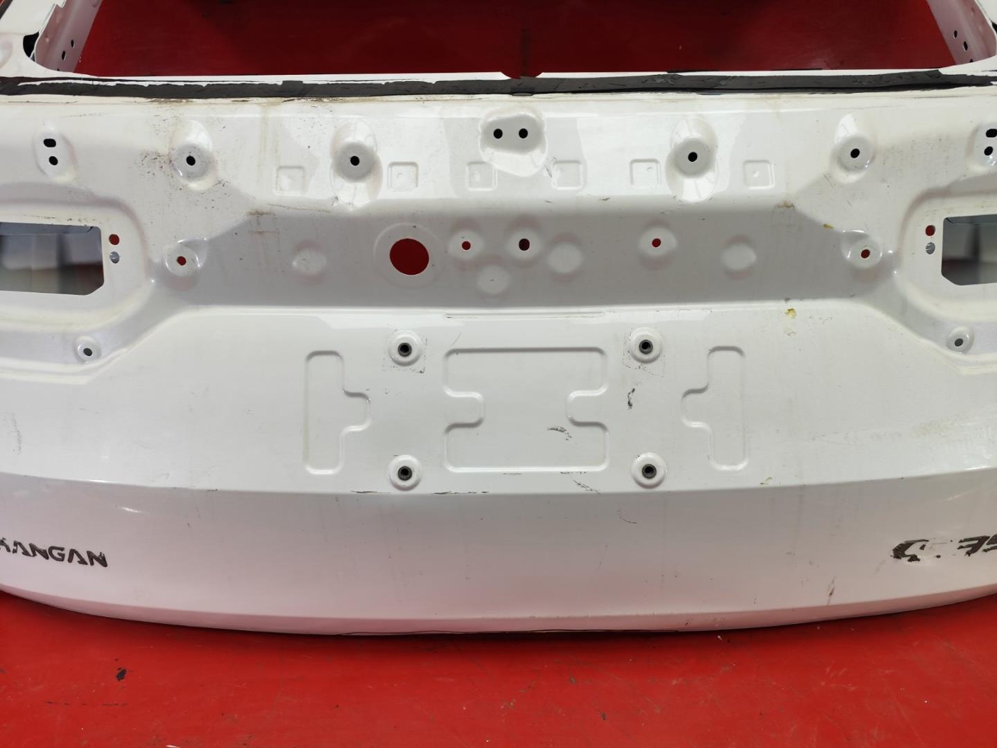 Крышка багажника