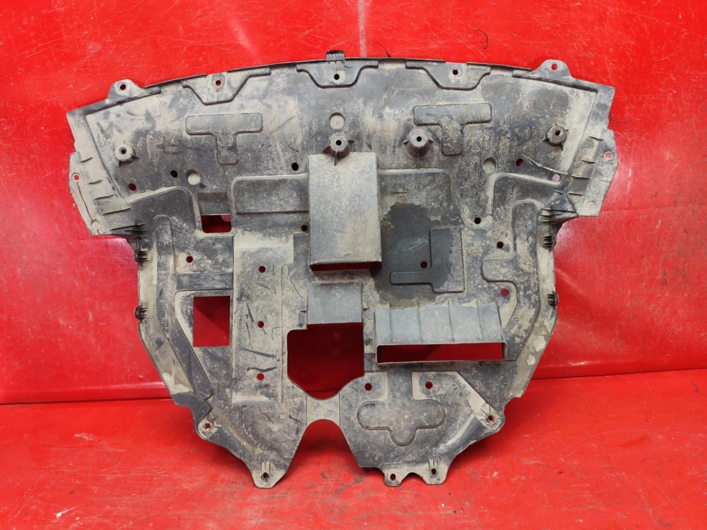 Пыльник двигателя