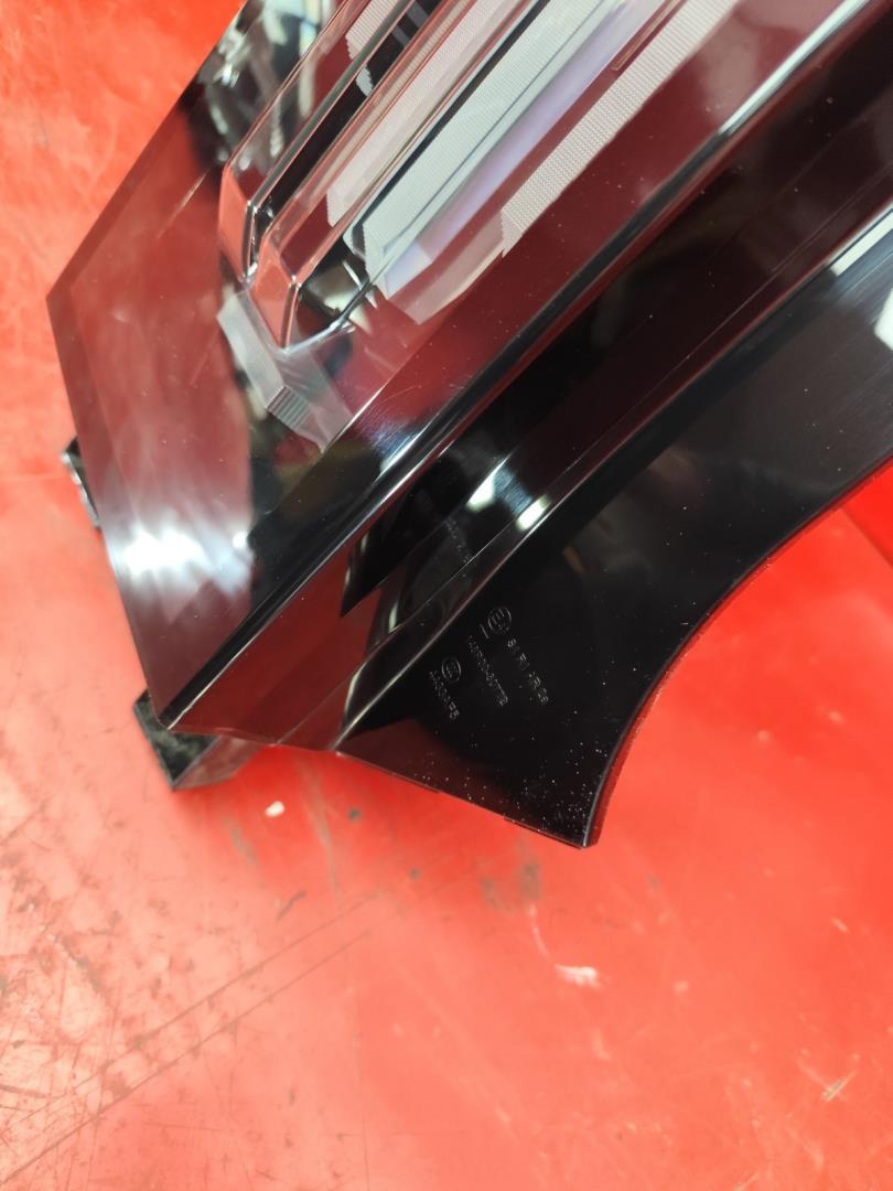 Фонарь задний