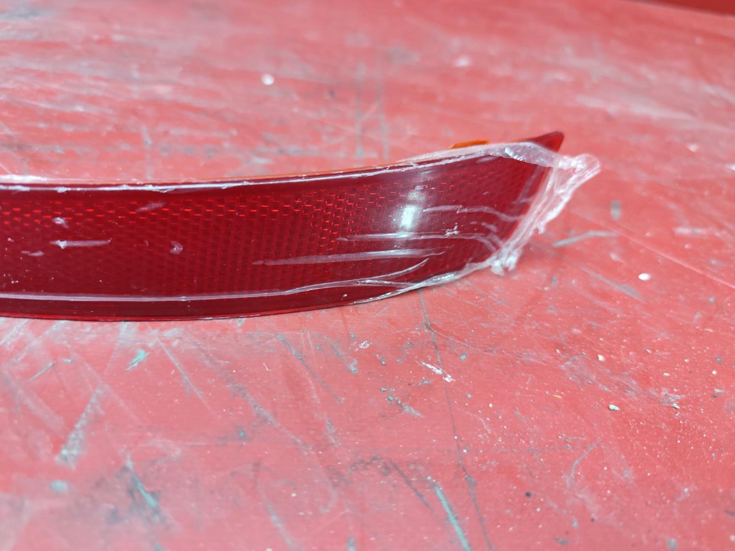 Отражатель в бампер