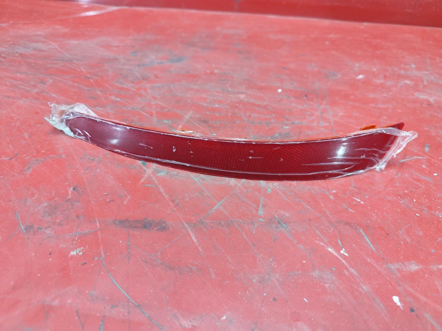 Отражатель в бампер