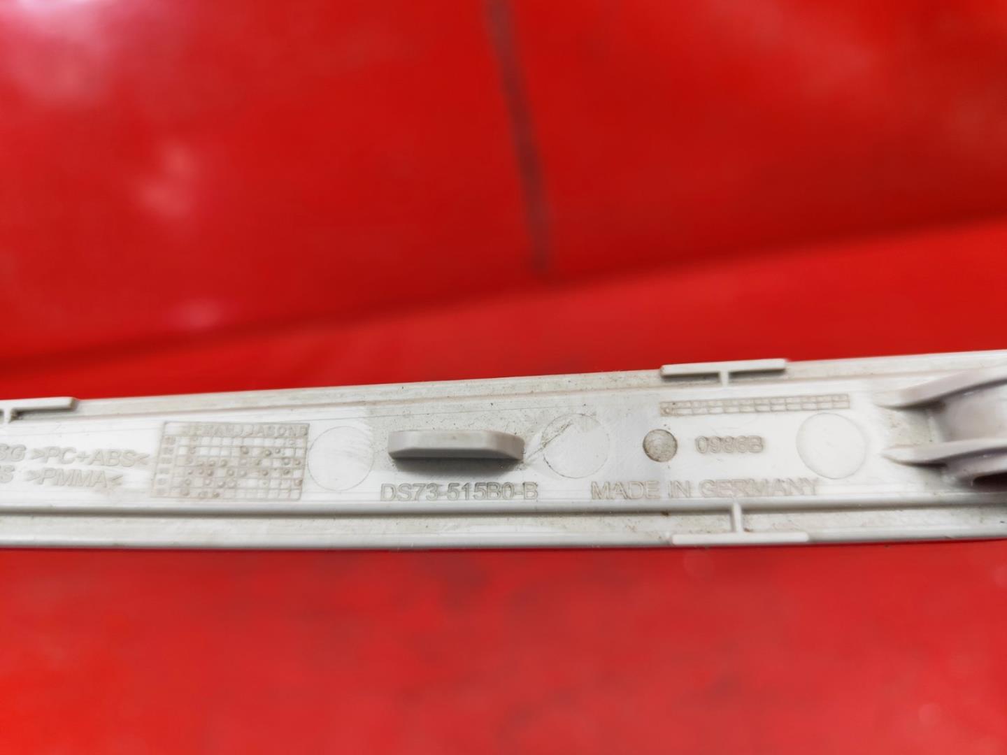 Отражатель в бампер