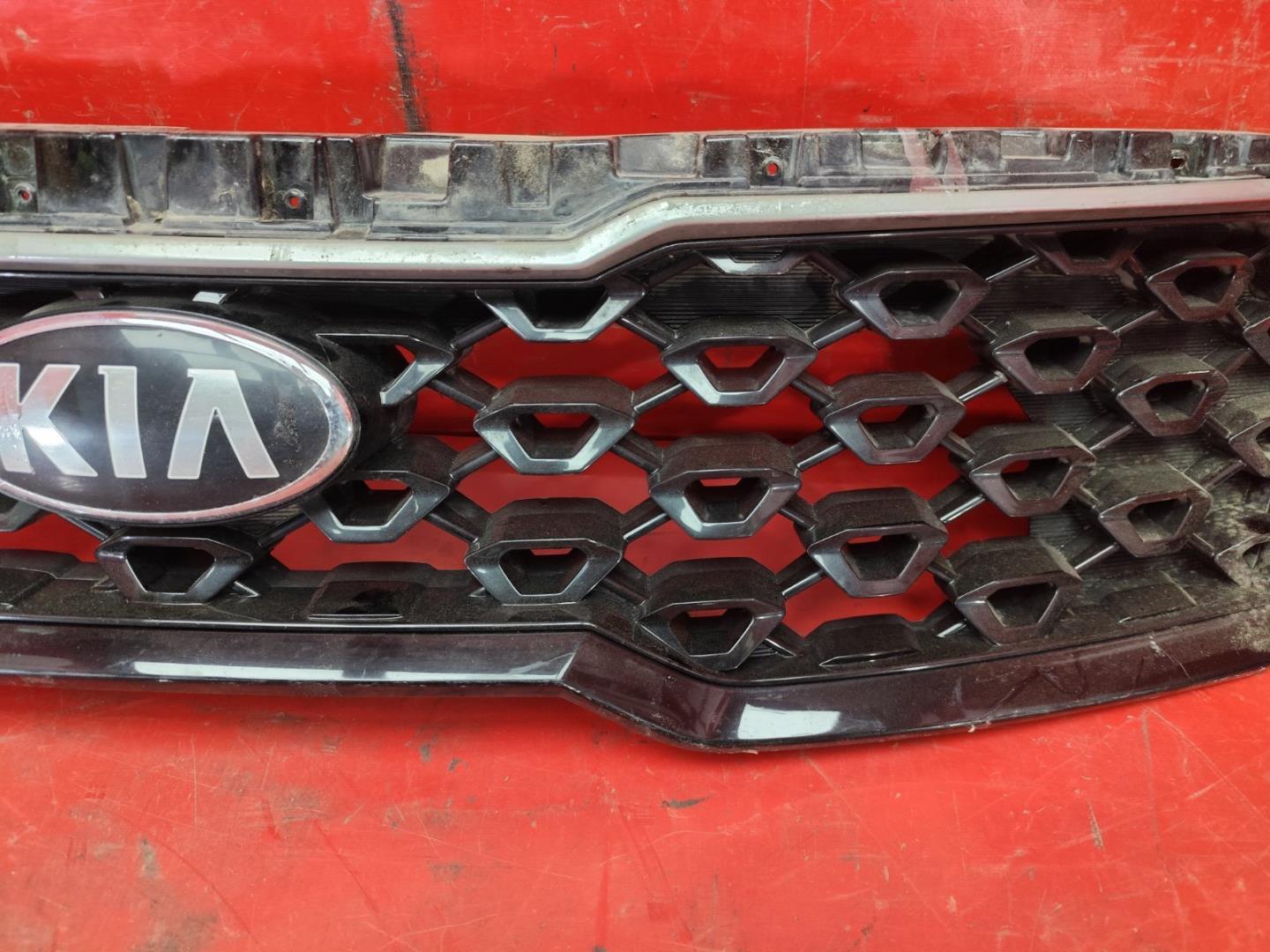 Решетка радиатора