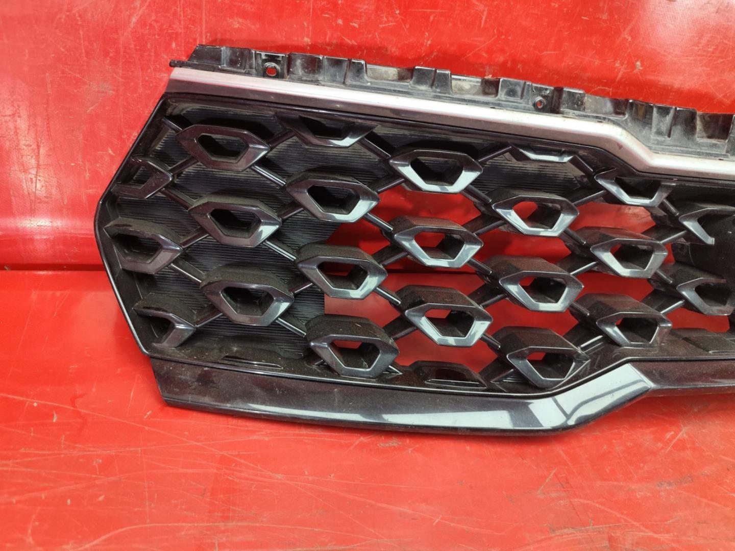 Решетка радиатора