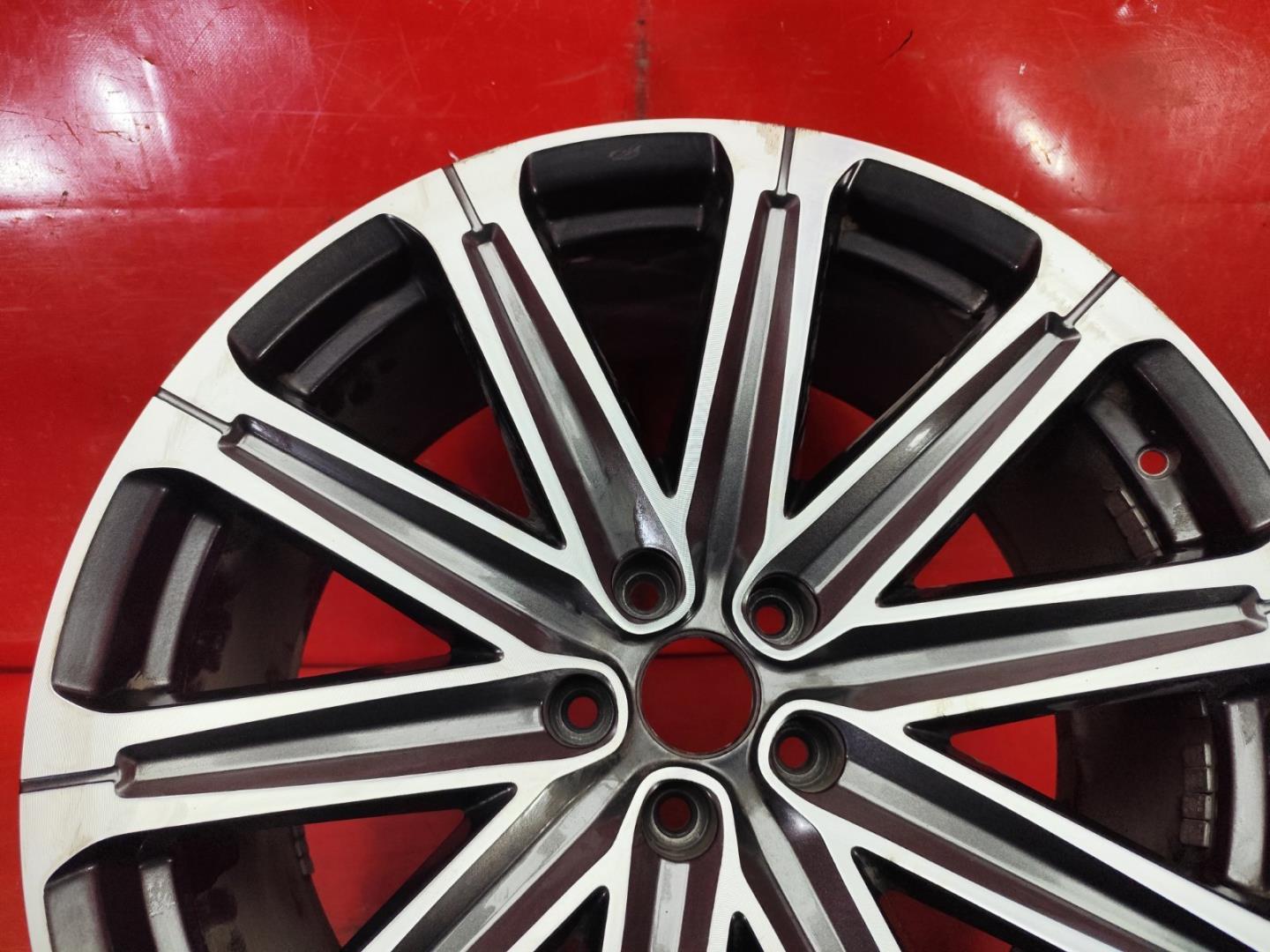 Диск колесный литой легкий сплав