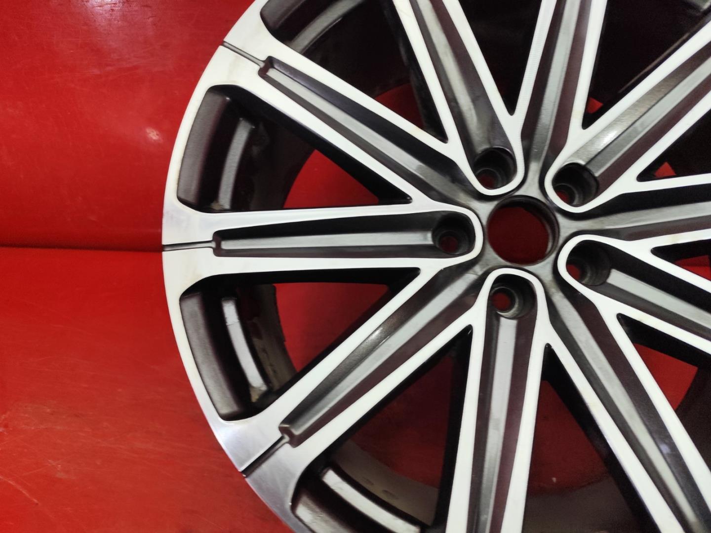 Диск колесный литой легкий сплав