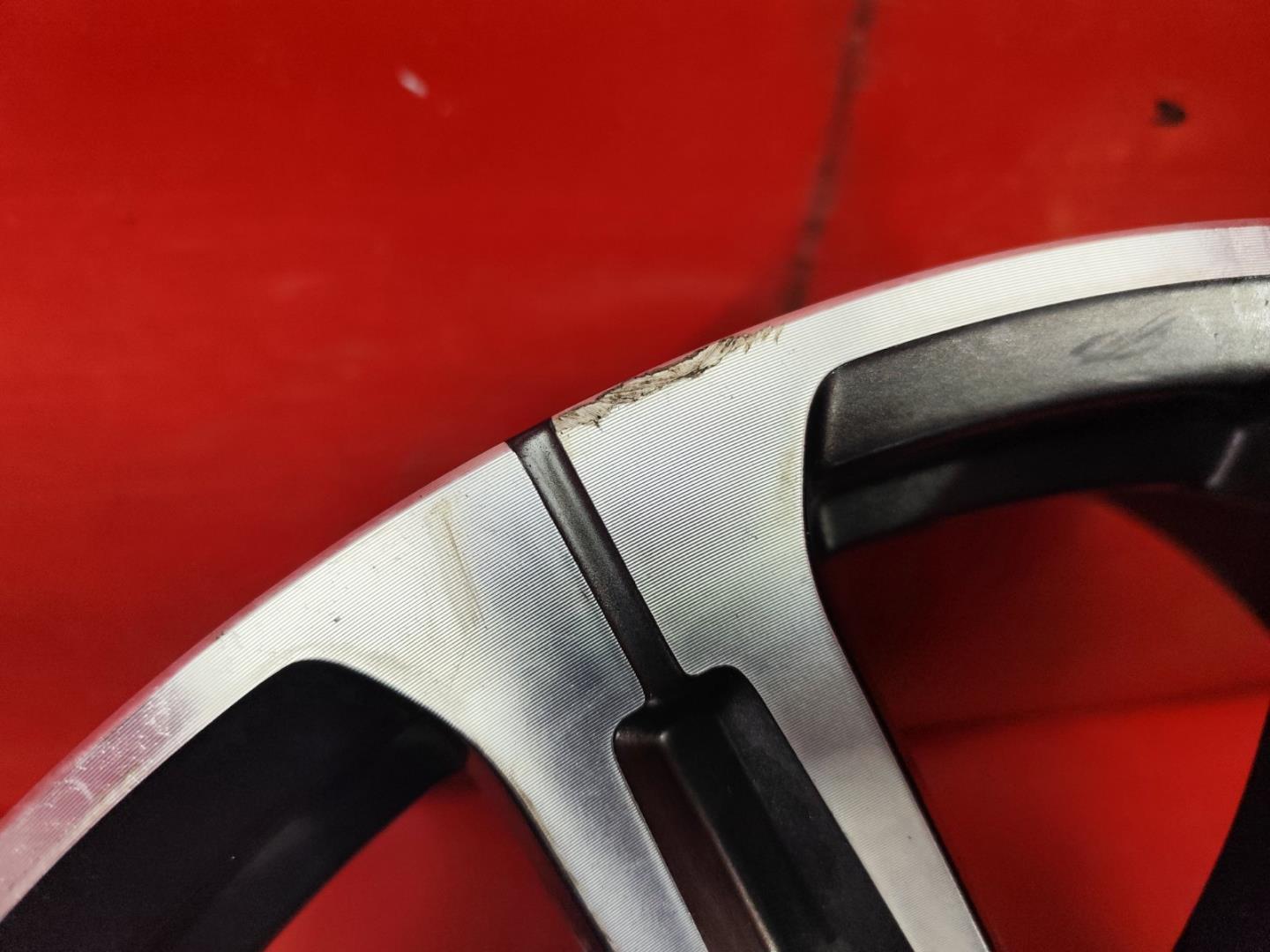 Диск колесный литой легкий сплав