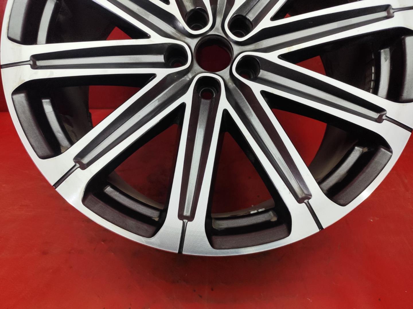 Диск колесный литой легкий сплав