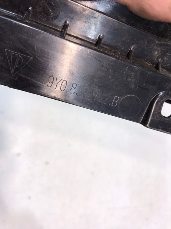 Молдинг двери