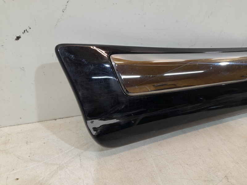 Накладка двери задней правой