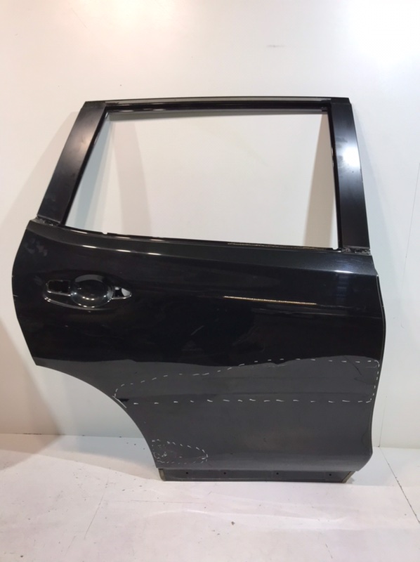 Дверь задняя правая