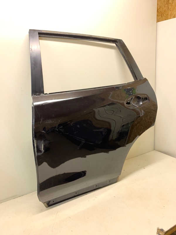 Дверь задняя левая