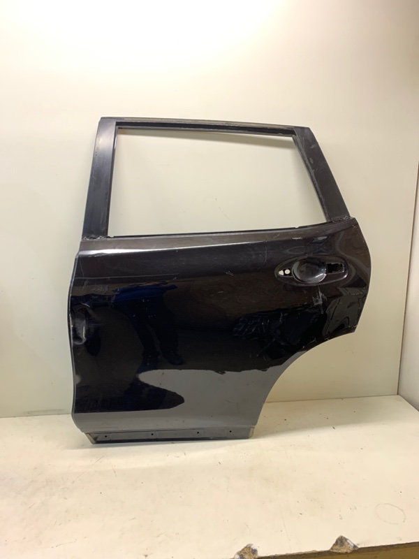 Дверь задняя левая