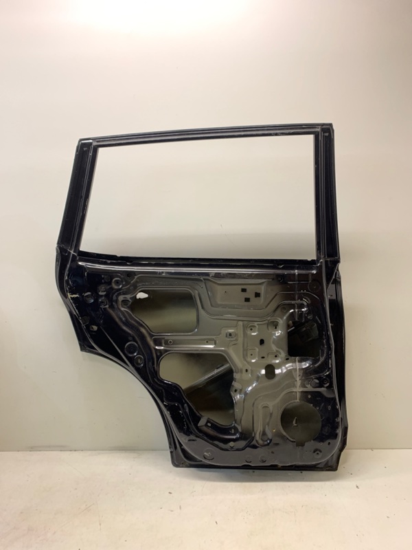 Дверь задняя левая