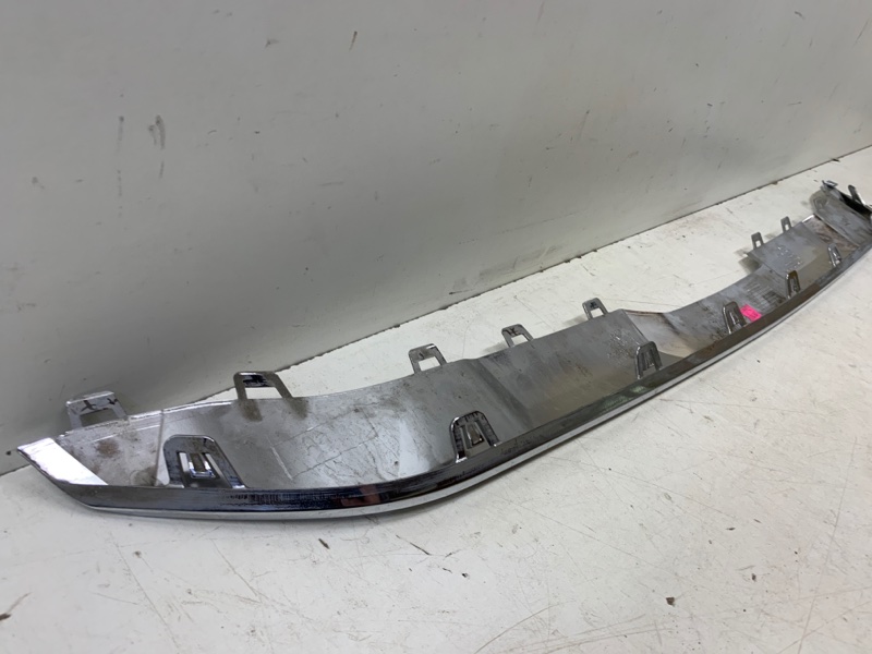 Молдинг заднего бампера