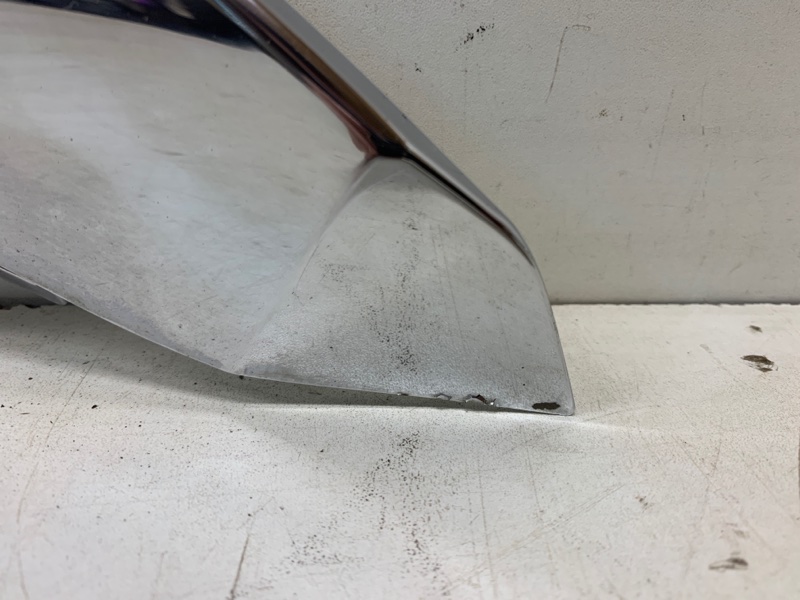 Молдинг заднего бампера