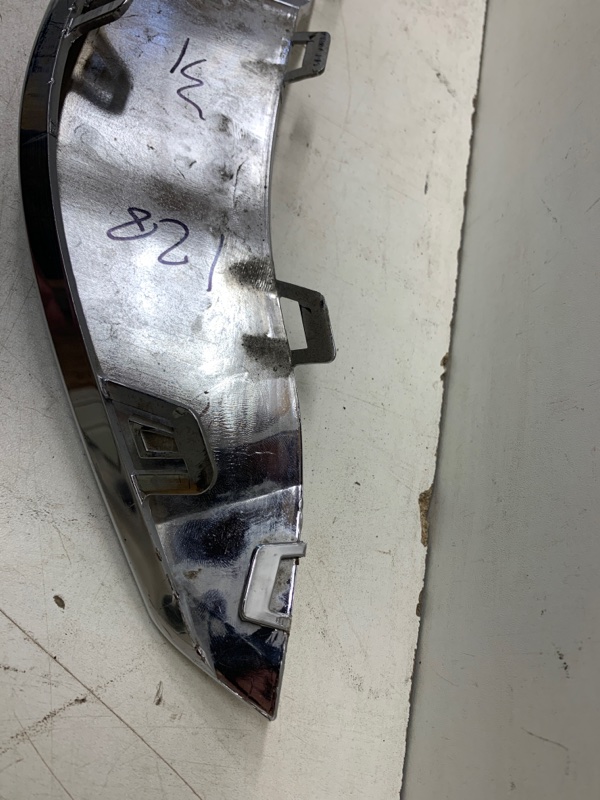 Молдинг заднего бампера