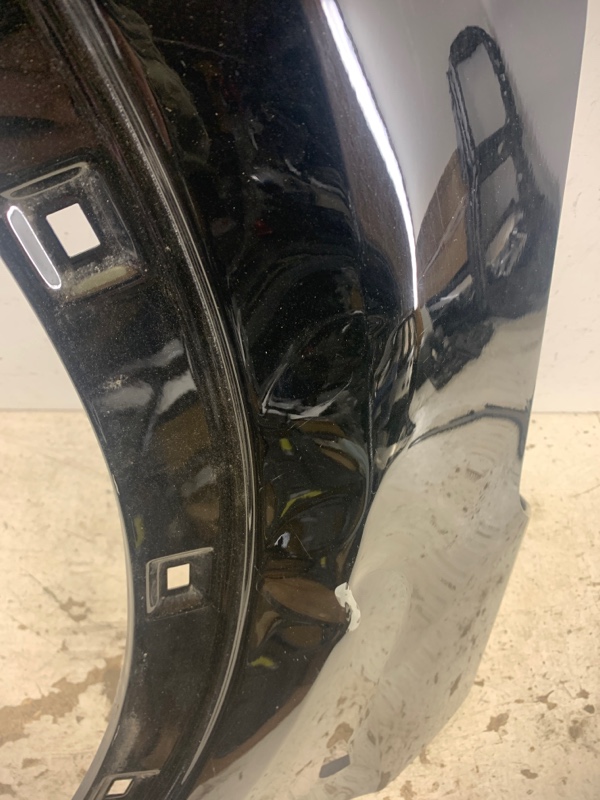 Крыло переднее левое