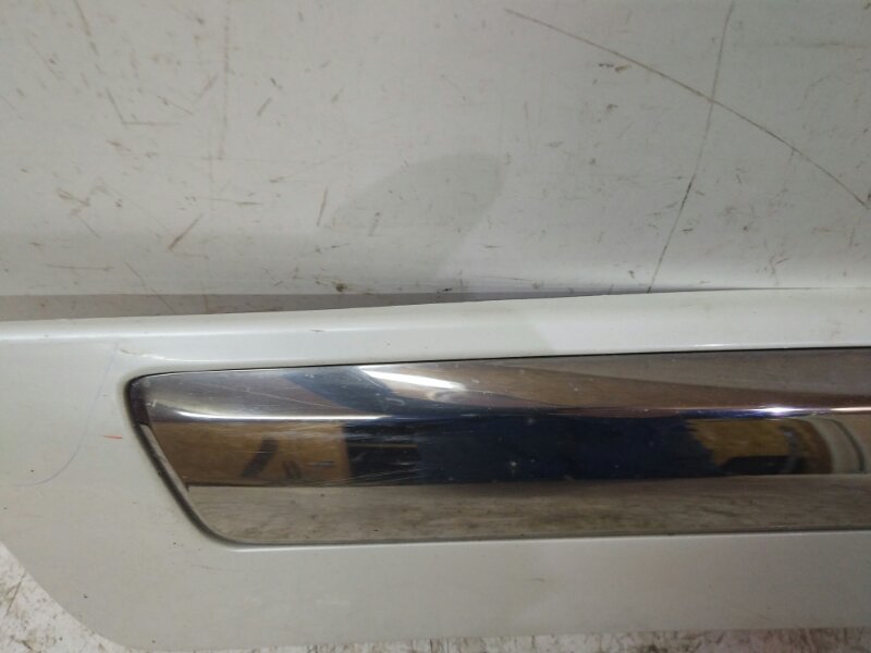 Накладка двери задней правой