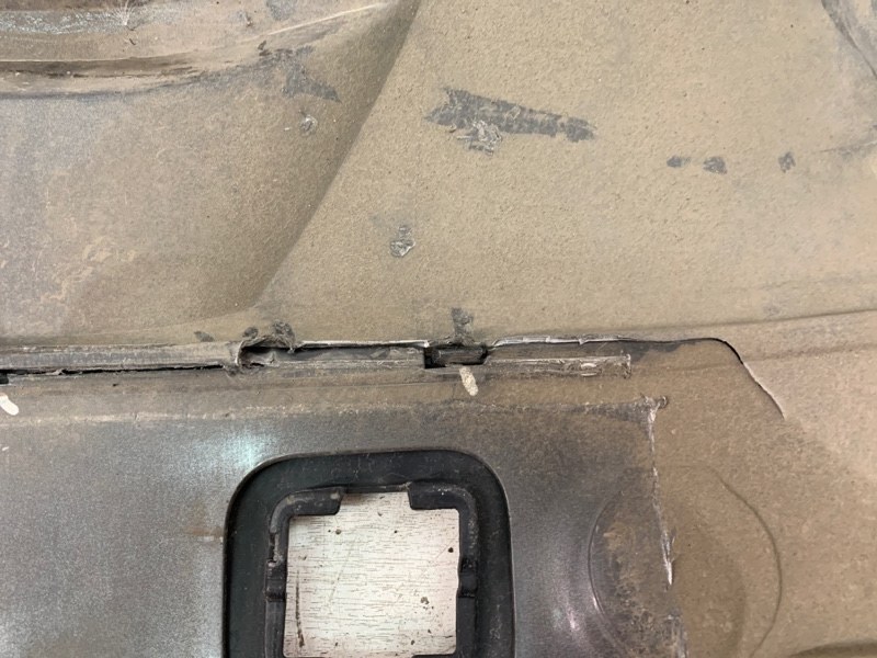 Бампер задний