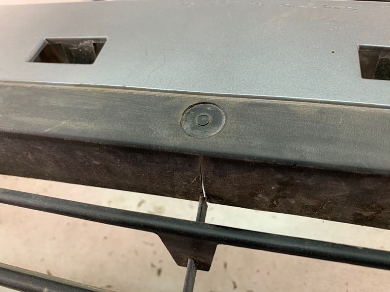 Бампер передний