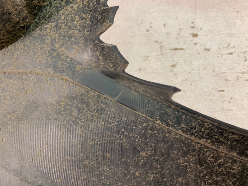 Бампер передний