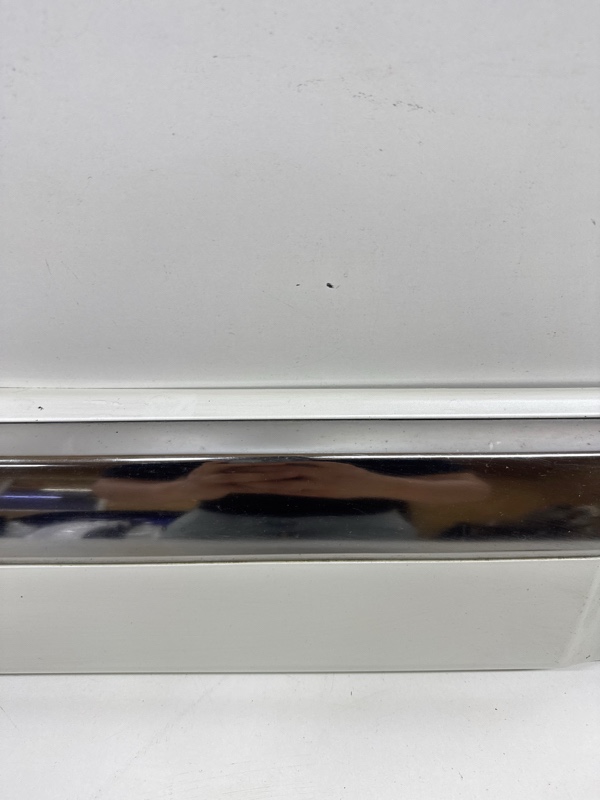 Накладка двери задней правой