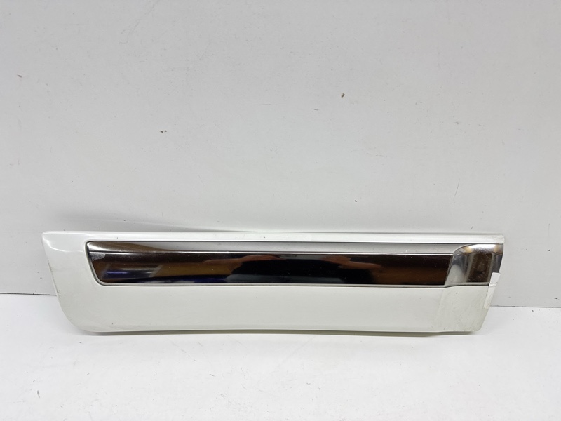 Накладка двери задней правой