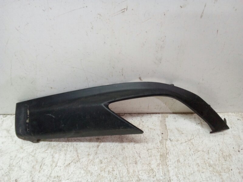 Спойлер заднего бампера