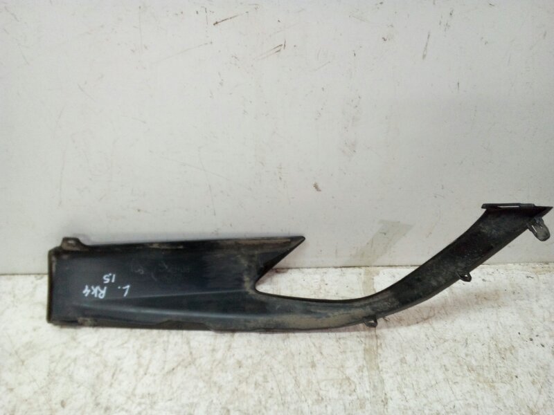 Спойлер заднего бампера