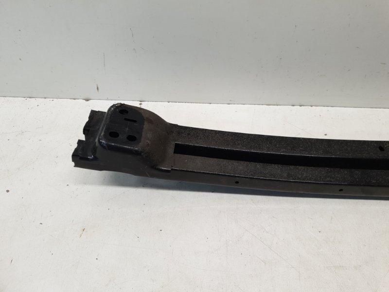 Усилитель заднего бампера