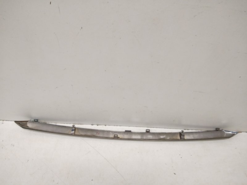 Накладка крышки багажника