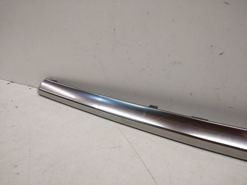 Накладка крышки багажника