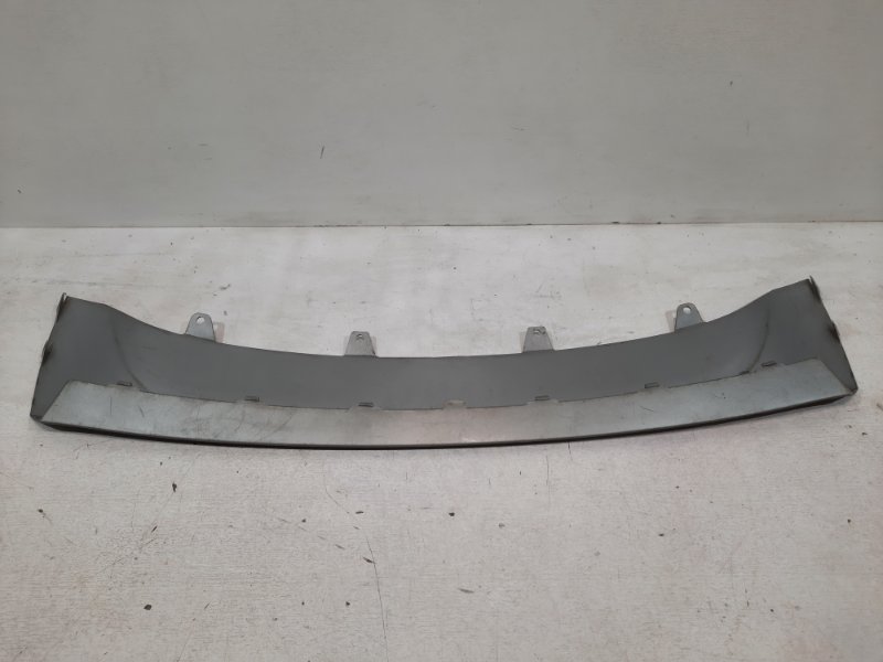 Накладка переднего бампера