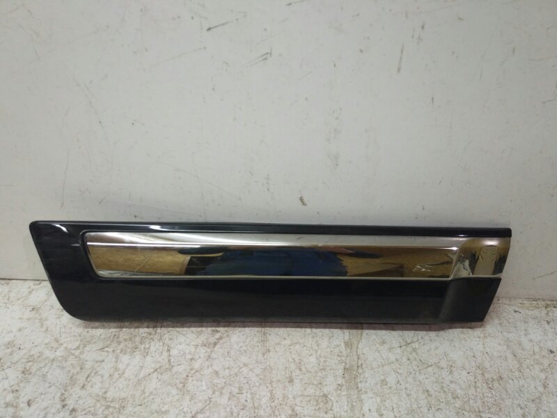 Накладка двери задней правой