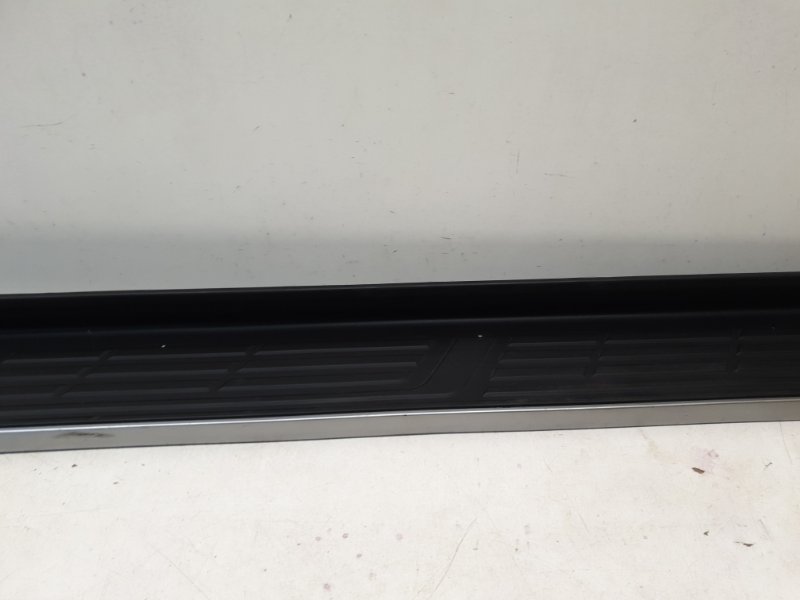 Подножка правая