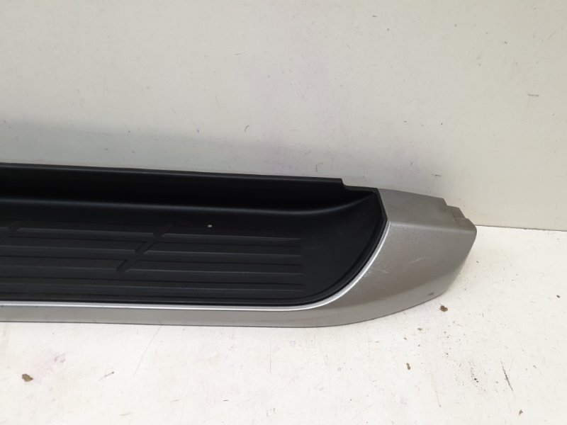 Подножка правая