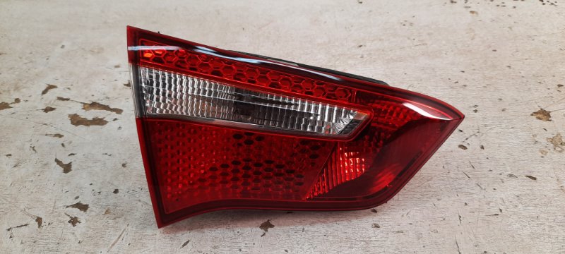 Фонарь задний левый