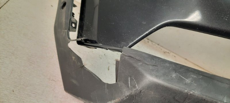 Бампер передний