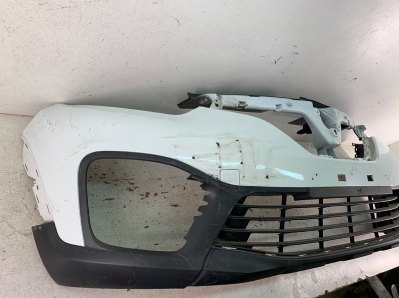 Бампер передний