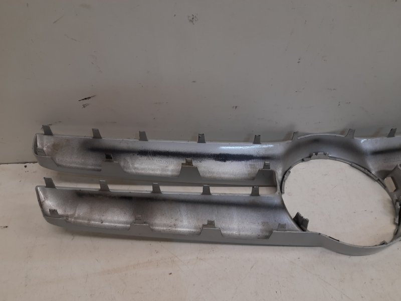 Накладка на решетку радиатора