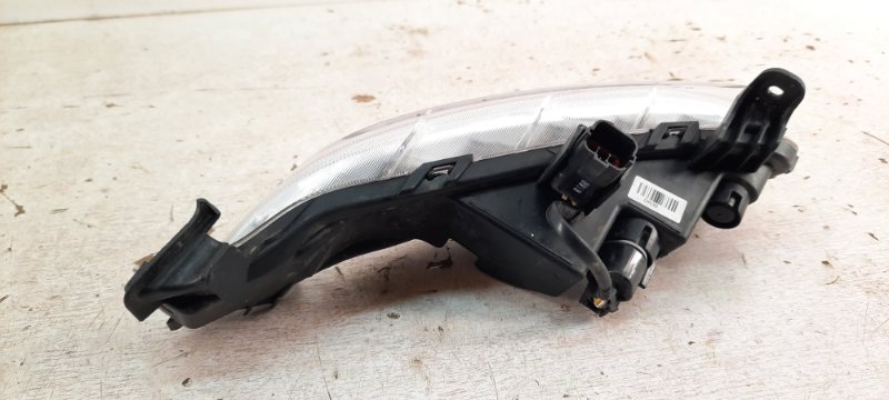 Фара противотуманная правая