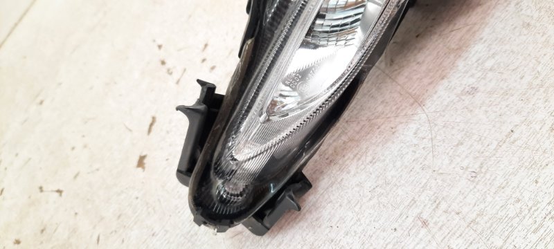 Фара противотуманная правая